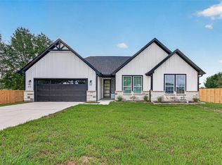 615 Ezekiel Smith St, Prairie View, TX 77484
