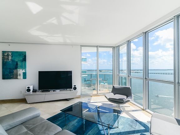2nd image of 1331 Brickell Bay Dr APT 2708