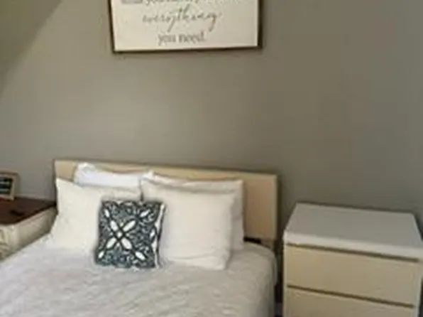 27 Fall Creek Dr APT 6-1-5, Branson, MO 65616