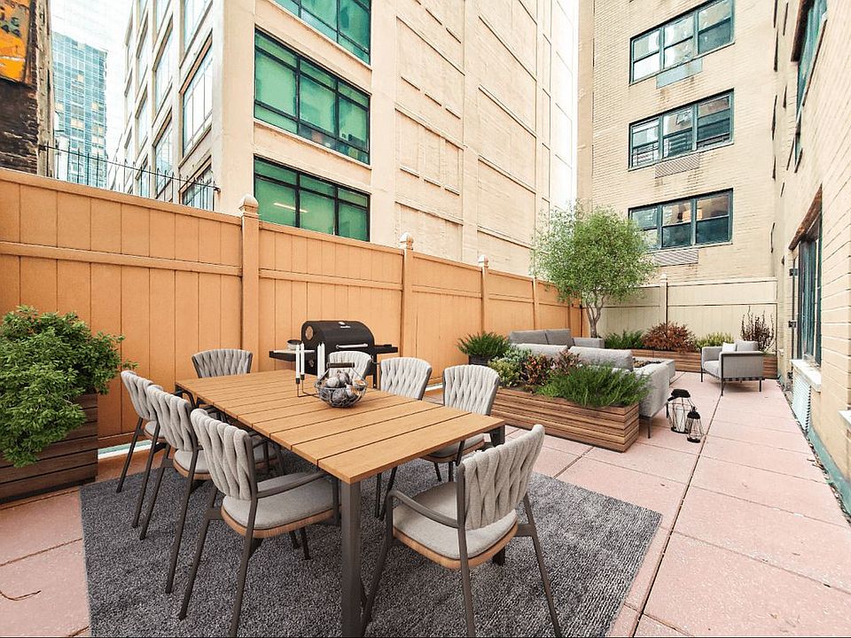 1st image of 301 E 47th St APT 2P
