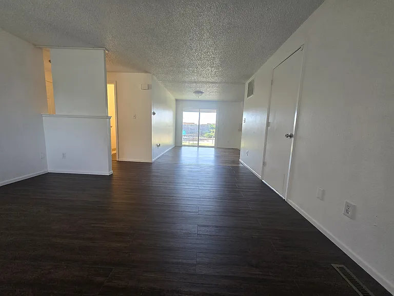 947 Tiffany Pl #2 — Photo 4