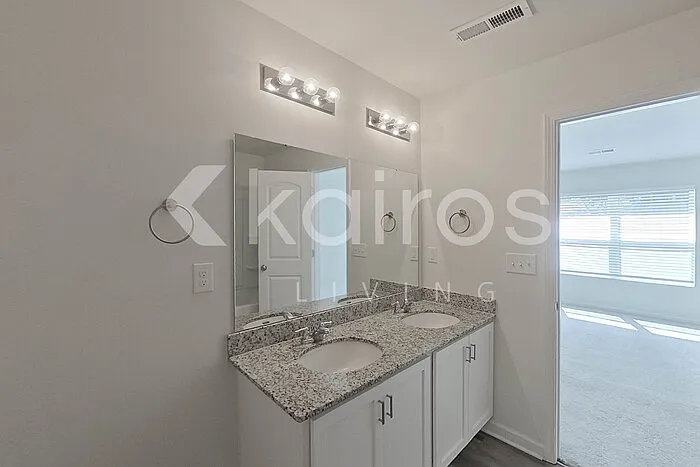 1151 Silvertrace Dr — Photo 16