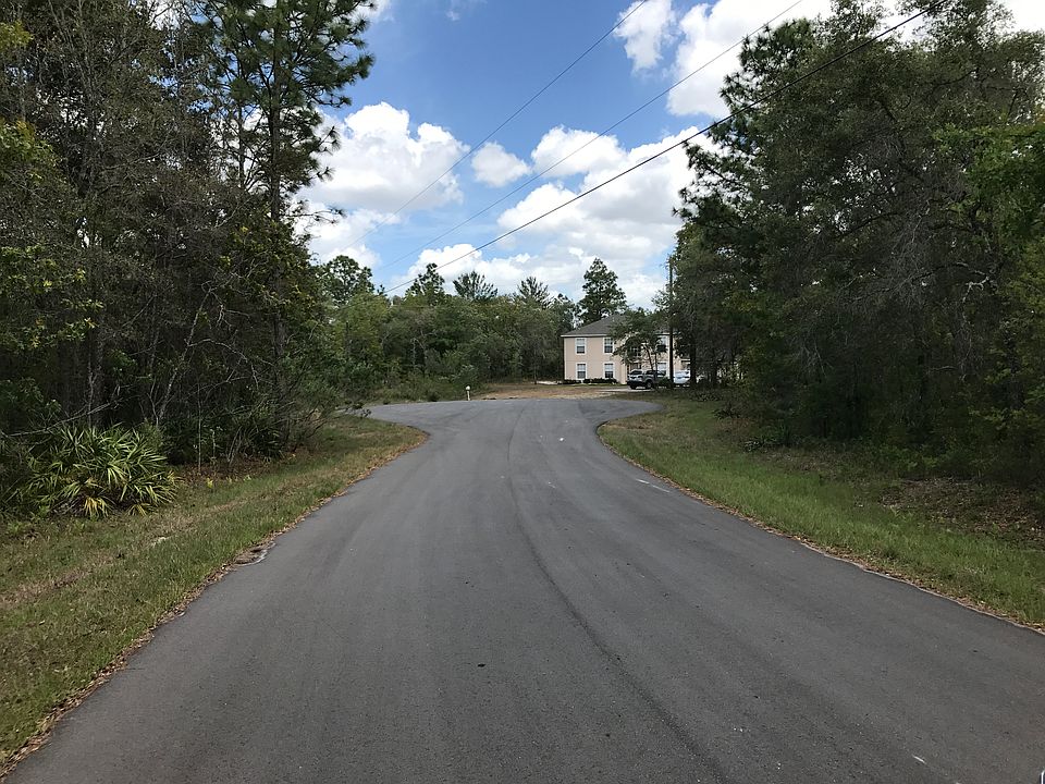 Satreet entrance view