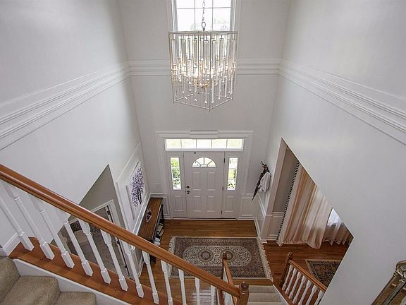 2nd image of 5365 Autumn Oak Dr