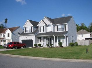 304 Ash Wood Dr, Suffolk, VA 23434