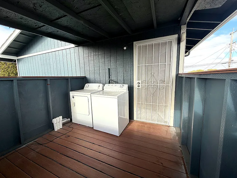 27541 Bahama Ave — Photo 6