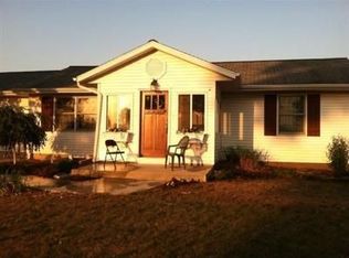 10324 Summit Ave NE, Rockford, MI