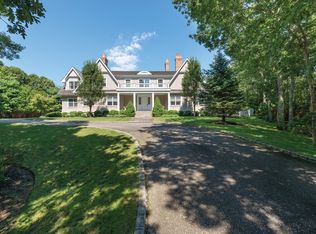 (Undisclosed Address), Southampton, NY 11968