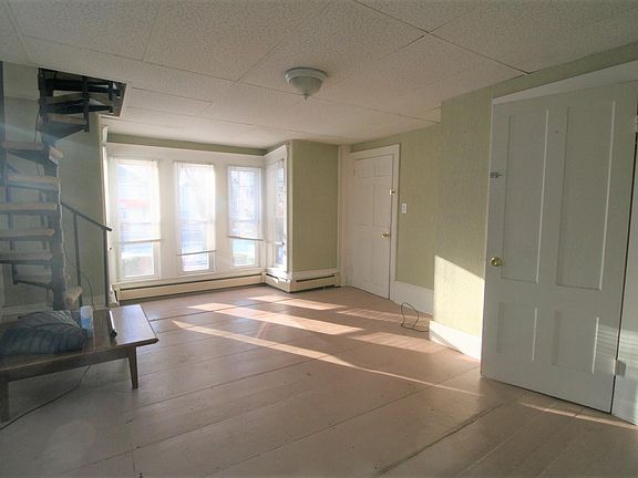 5th image of 14 Elm Park APT 3