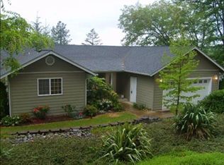 251 Overlook St, Glide, OR 97443