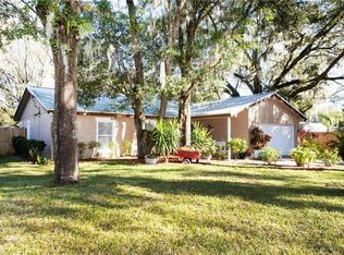 1204 E Cherry St, Plant City, FL 33563