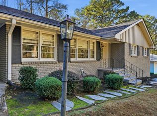 2952 Arrowood Dr, East Pt, GA 30344