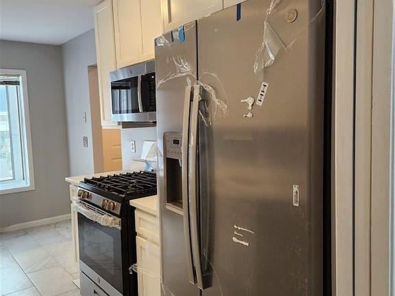 4th image of 165 New Chalet Dr