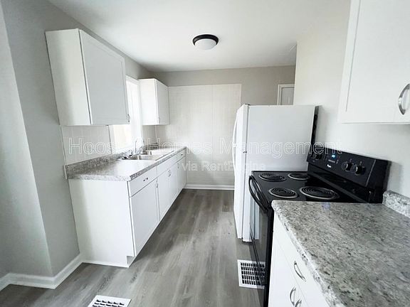 3rd image of 4337 N Olney St