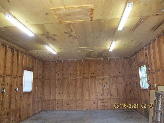 4th image of 135 Sand Pebble Cir