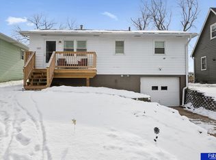 5821 N St, Omaha, NE 68117