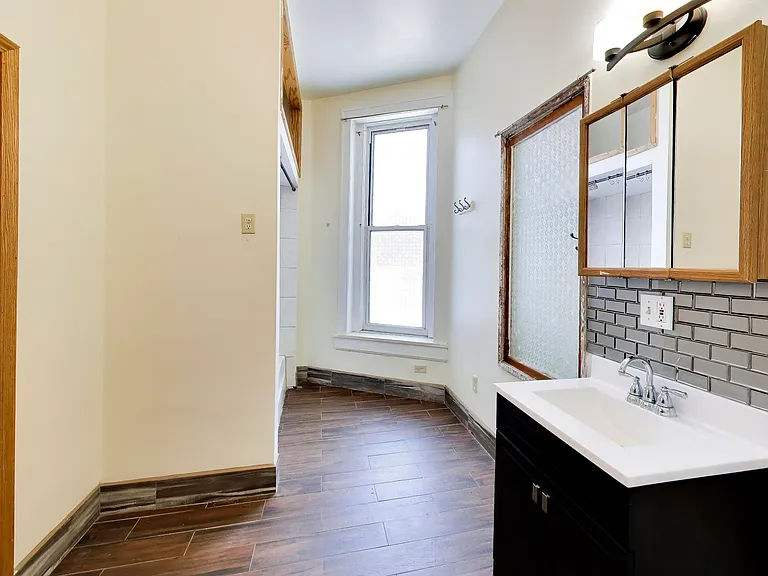 2338 S Blue Island Ave #2F — Photo 14