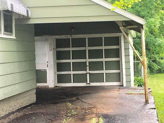 5th image of 1425 17th Ave S