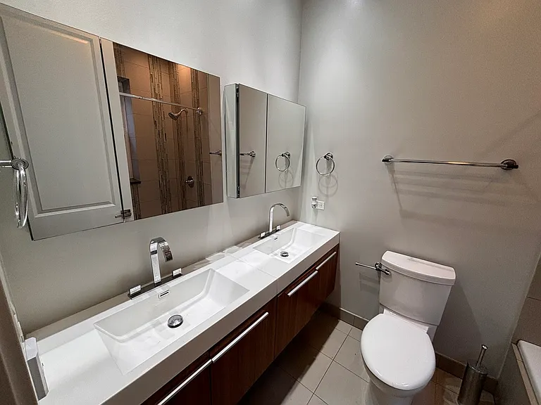 4003 S Calumet Ave #3 — Photo 13