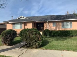 19161 Erwin St, Reseda, CA 91335