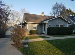 365 Wilcox Ave, Elgin, IL 60123