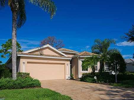 1st image of 2625 Royal Palm Dr