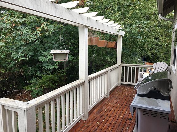 4th image of 2502 Ariel Ct