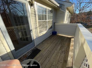 180 Pinetree Ct, Howell, NJ 07731