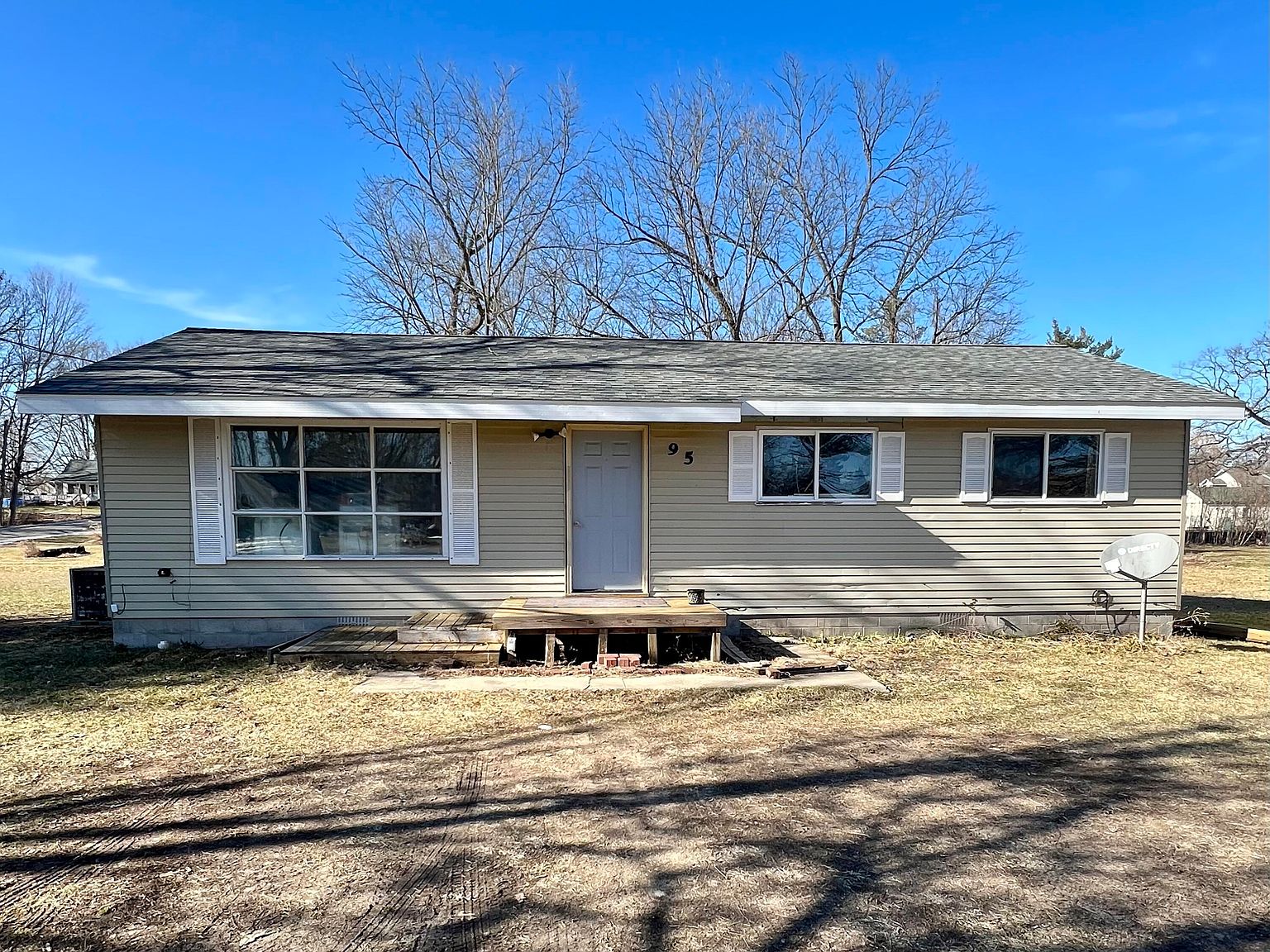 95 E Brooks St, Newaygo, MI 49337 Zillow