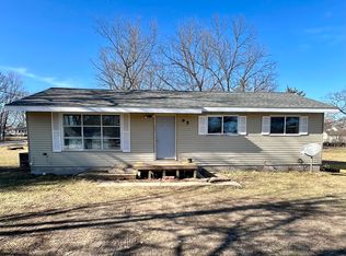 95 E Brooks St, Newaygo, MI