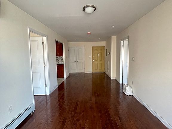 4th image of 64-86 Wetherole St #5B