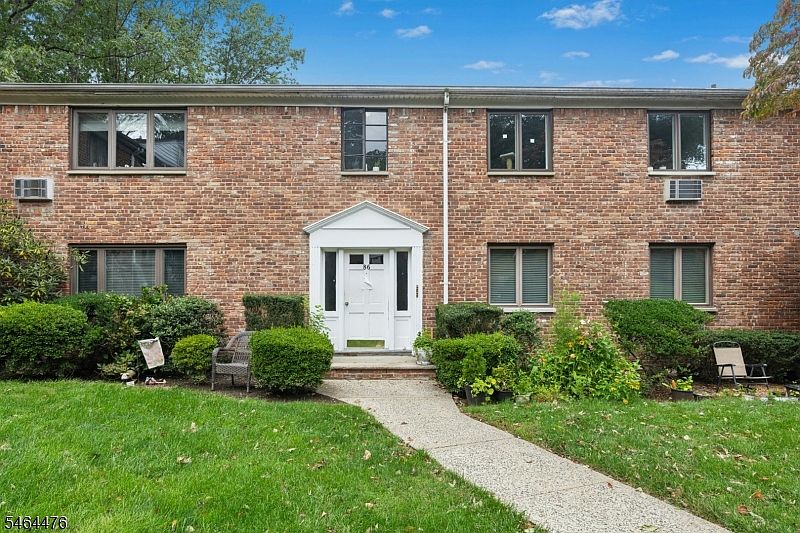 1st image of 86B Troy Dr BLDG 17 #B