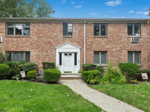 86B Troy Dr BLDG 17 #B, Springfield Twp., NJ 07081