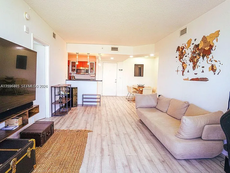 18800 NE 29th Ave #405 — Photo 13