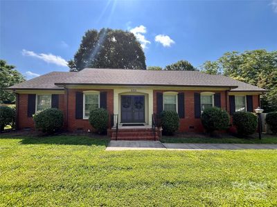 6301 Cherrycrest Ln, Charlotte, NC, 28217