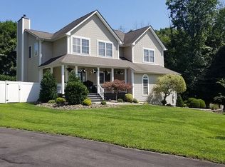 235 Sunset Ter, Monroe, NY 10950