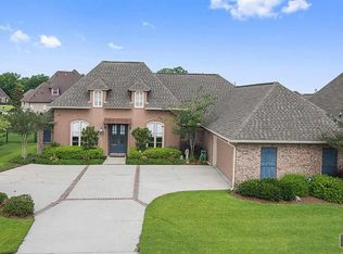 18441 Lake Harbor Ln, Prairieville, LA 70769