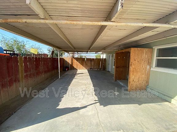 2nd image of 122 Buena Vista Pl