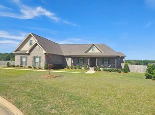 104 Cruz Ct, Dothan, AL 36305