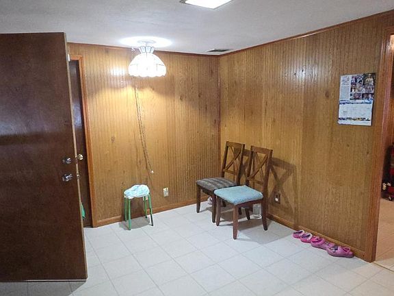 5th image of 19 Morley Dr