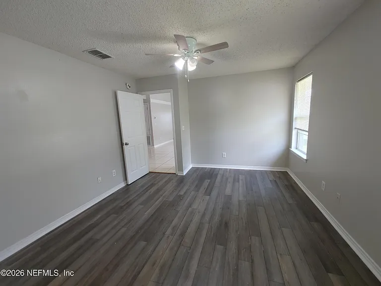 7548 Cliff Cottage Dr — Photo 10