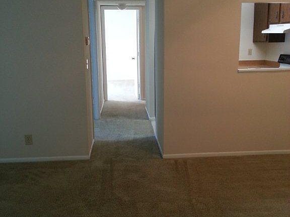 5th image of 6160 White Oak Dr APT 066