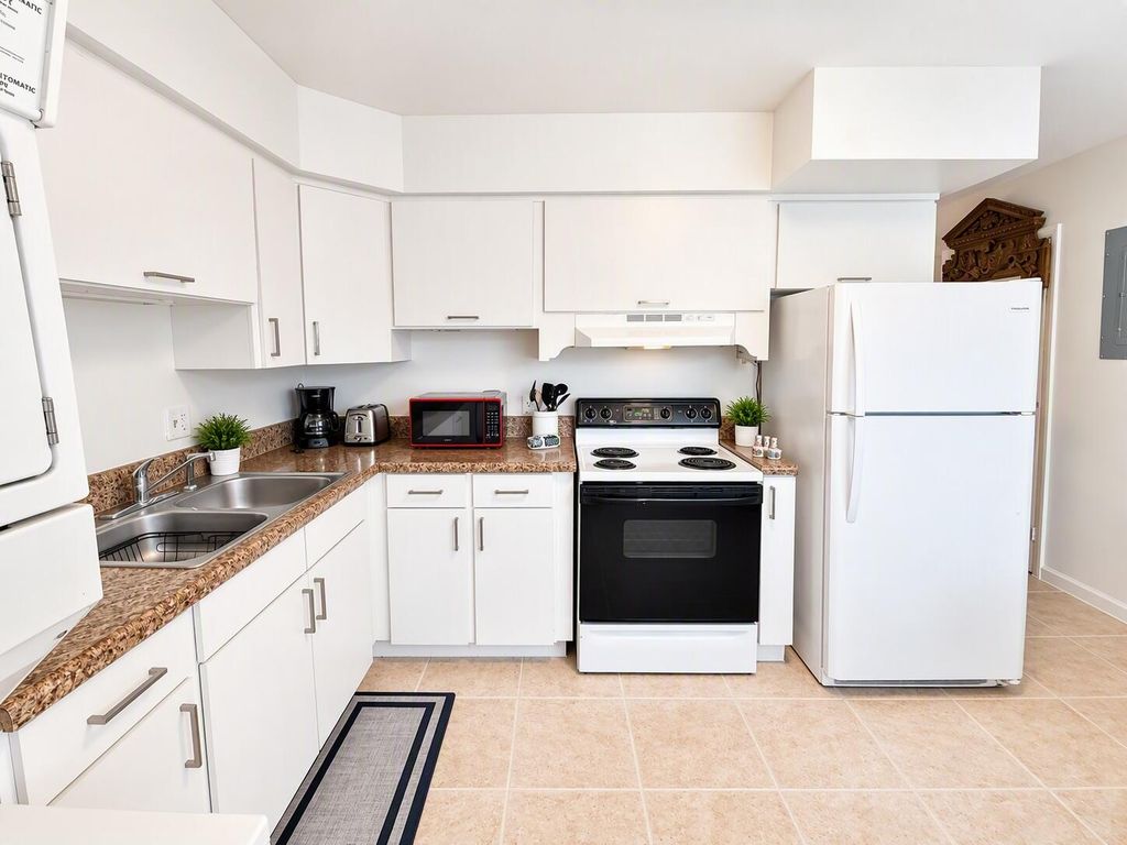 131 NE 19th Ave #1-3, photo 9