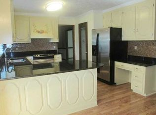 312 Riverside Dr, Hampton, VA 23669