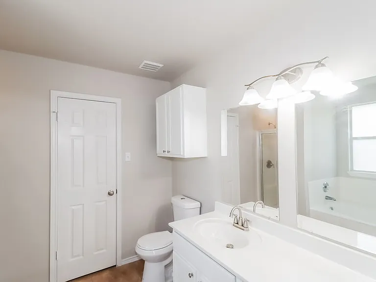 102 Creek Ledge Dr — Photo 14