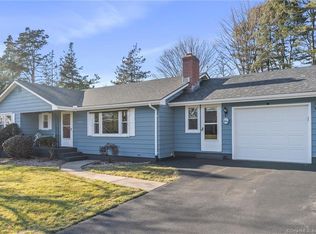15 Metacomet Rd, Plainville, CT 06062