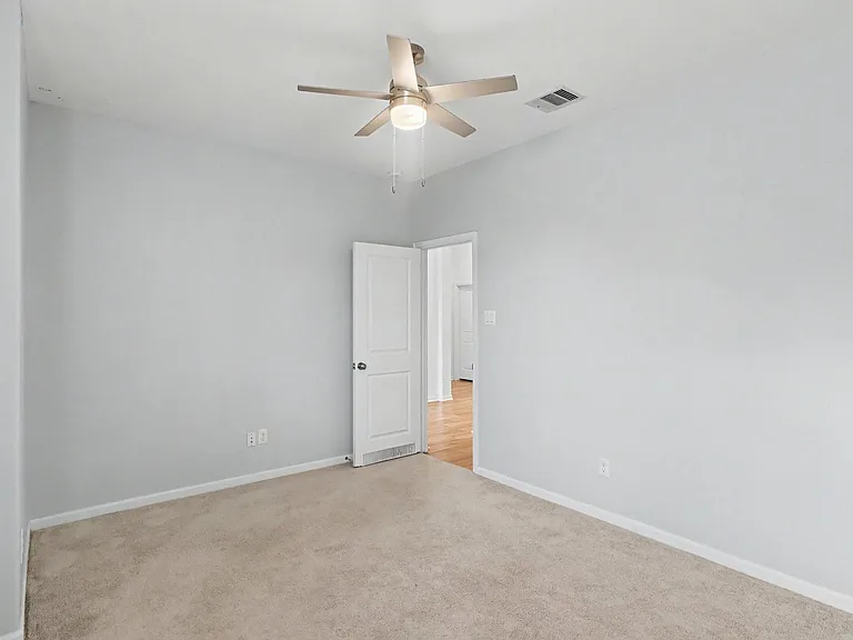 9407 Sea Star Ln — Photo 11