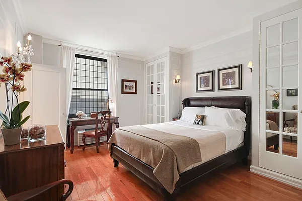 Sold by Corcoran | media 10