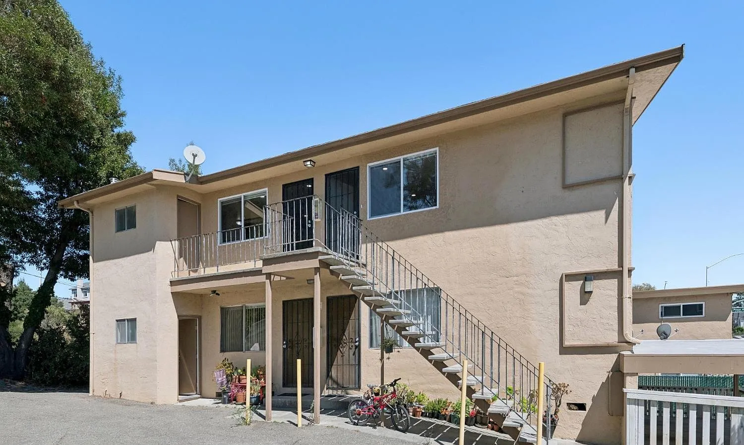 2 bed, 745 sqft, $2,800 — Photo 1