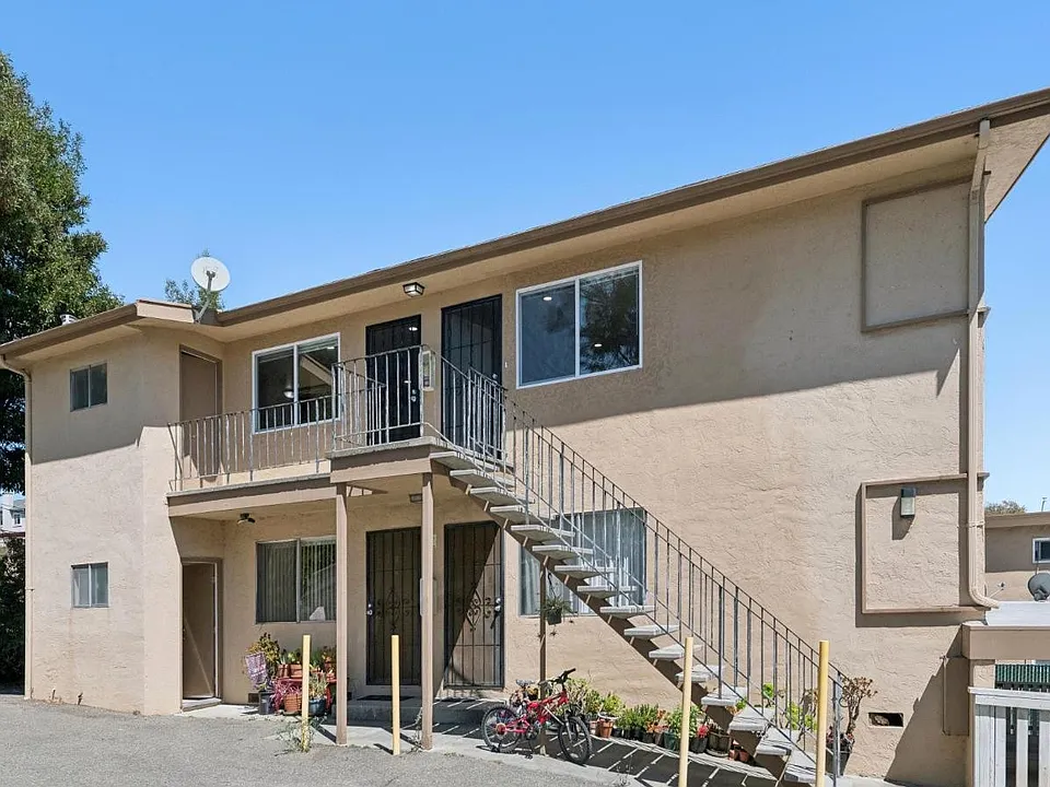 1520 San Pablo Ave #C